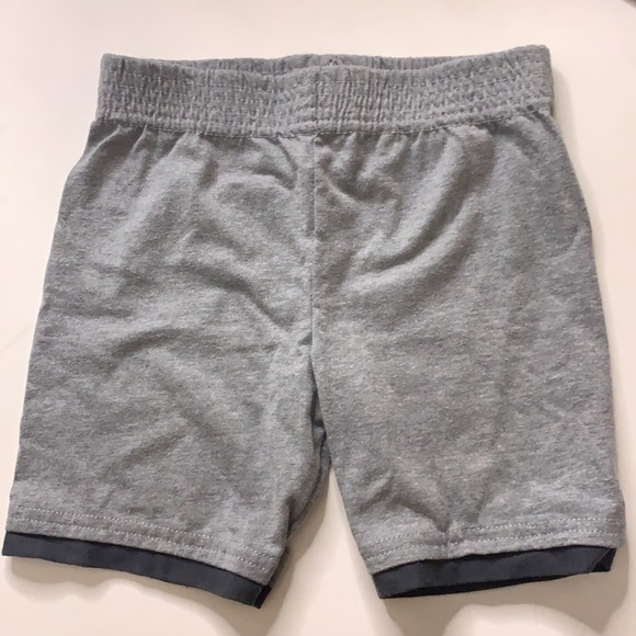 Baby boy bundle size 3T clothing two shorts one long sleeve T Shirt play set - Picture 4 of 7